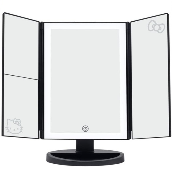 Impressions Vanity X Hello Kitty | TriFold LED Makeup Mirror with Magnification - Picture 2 of 5